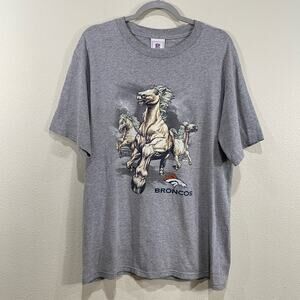 Vintage Y2k NFL Gray Denver Broncos Graphic Horse Print Short Sleeve T-Shirt M